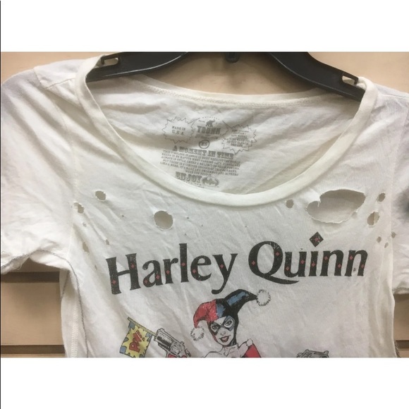 TRUNK LTD women's Harley Quinn Batman distressed vintage white tee sz xs - Picture 2 of 3